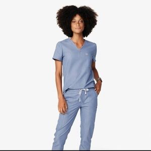 FIGs Catarina One-Pocket Scrub Top Heather Indigo